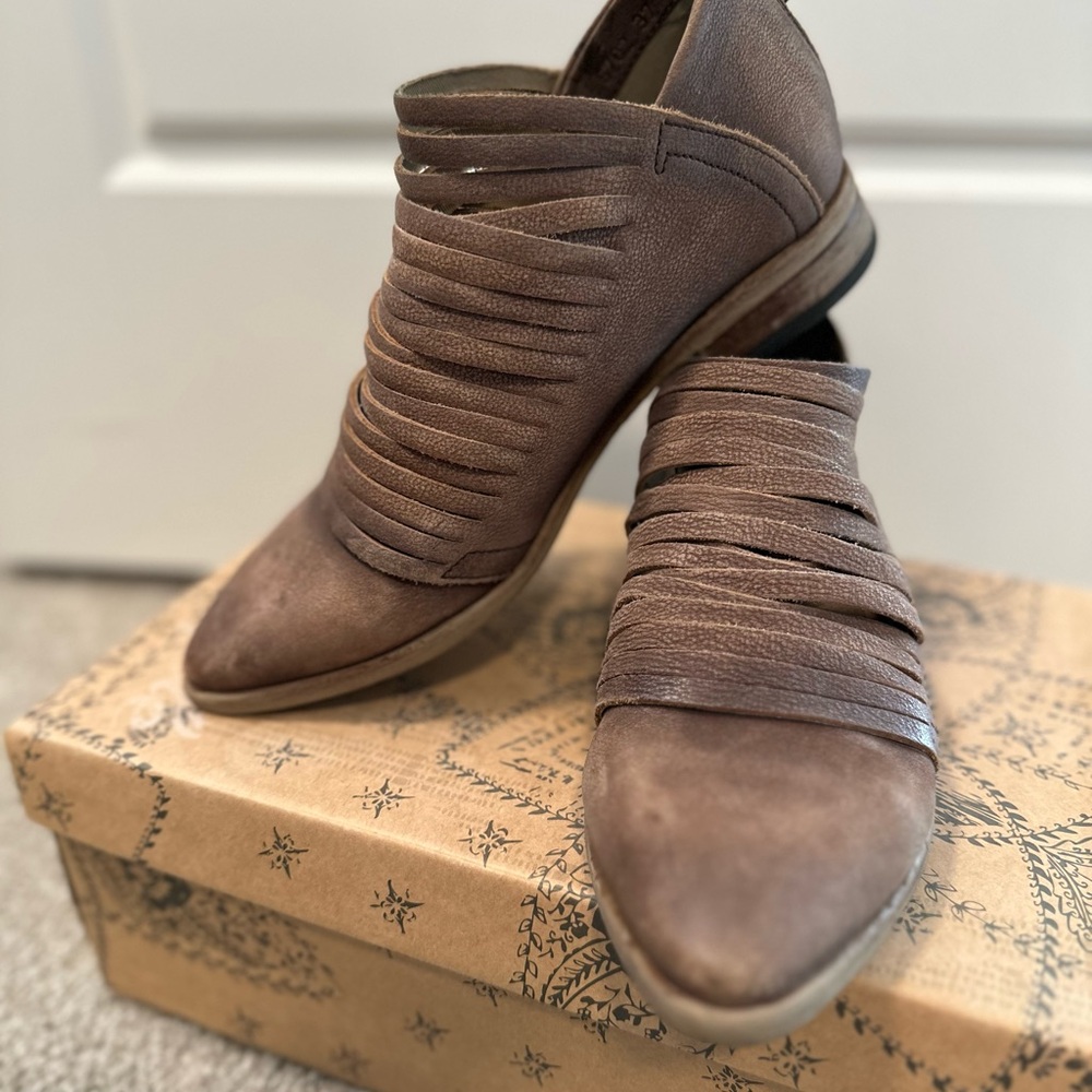 FREE PEOPLE Women's Brown Leather Ankle Boots